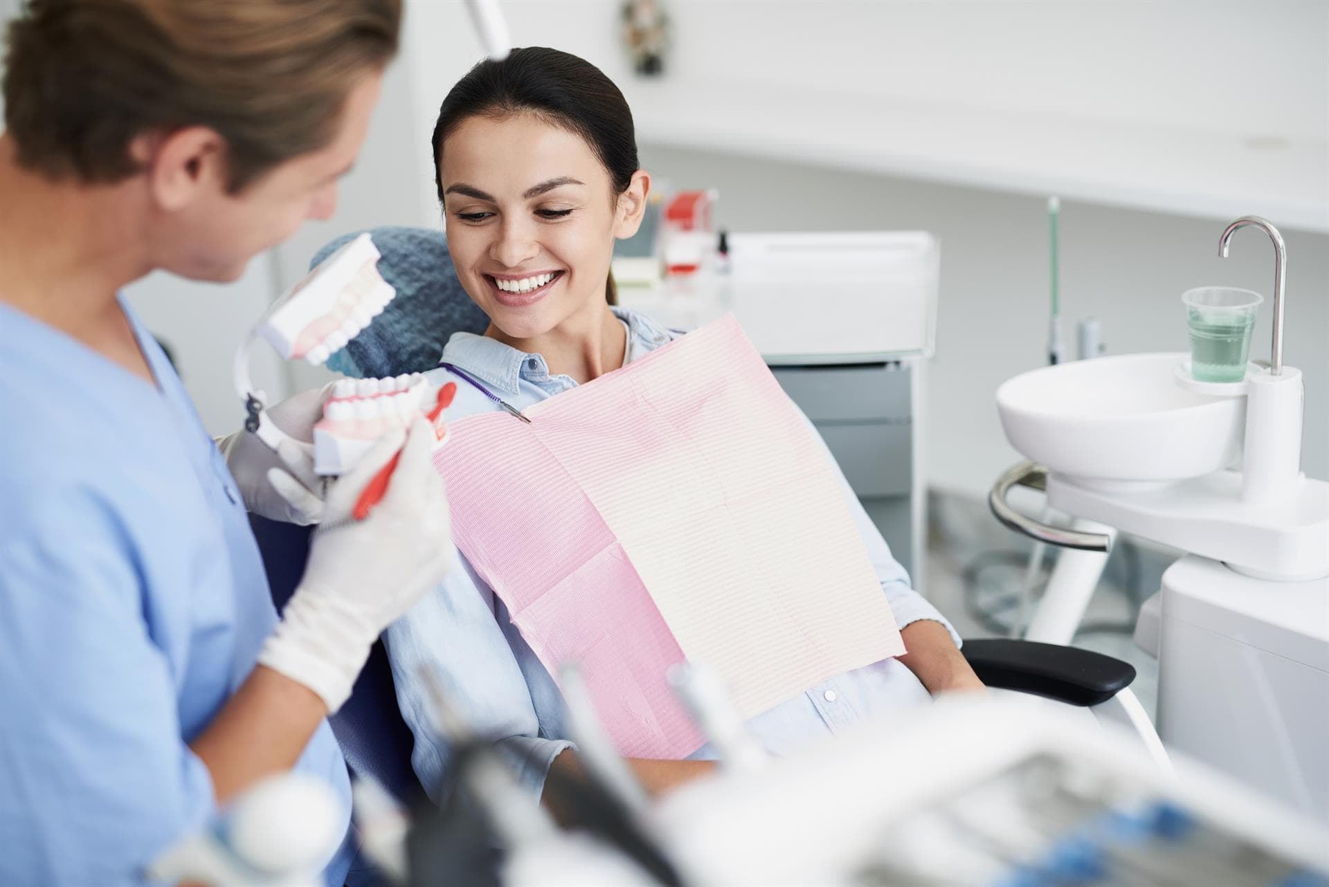 Más de 30 años cuidando tu salud dental